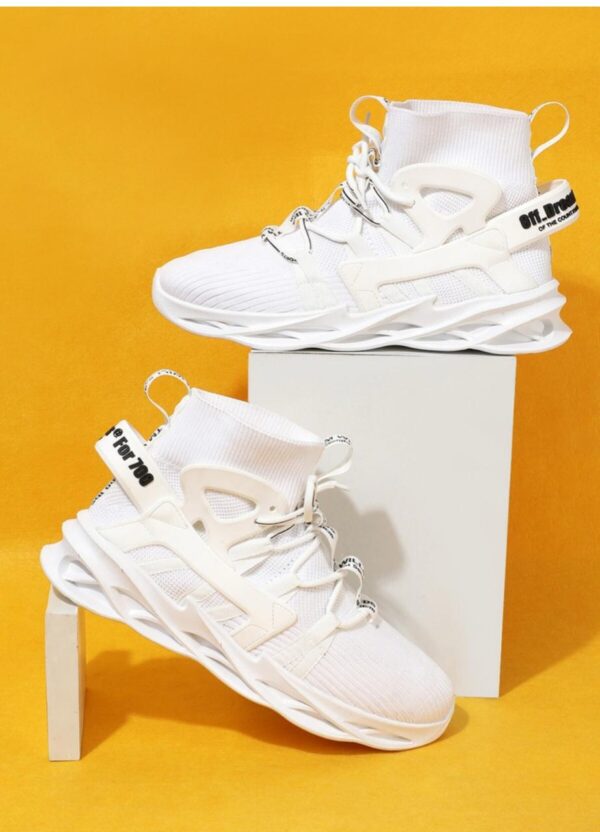 white snekers
